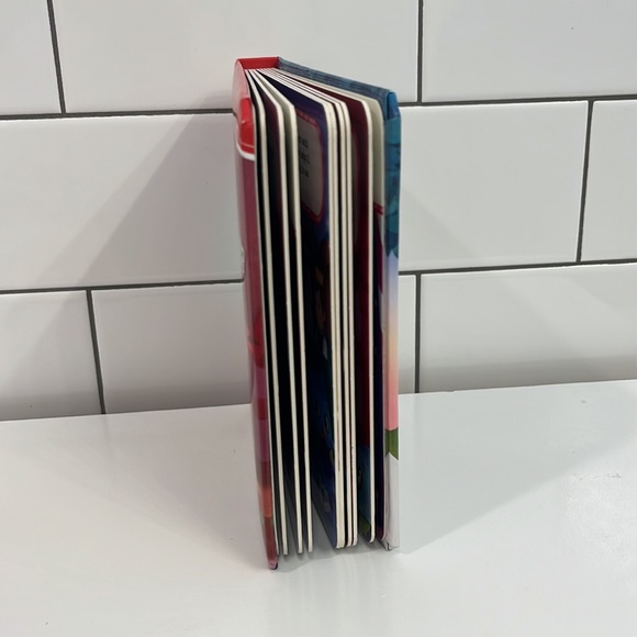 Daniel Tiger and the Nutcracker Board Book Baby Toddler Holiday Christmas Gift - Picture 4 of 4